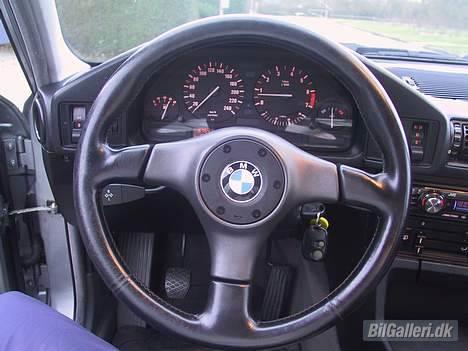 BMW 525i(solgt) billede 12