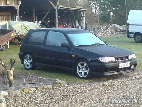 Nissan sunny     SOLGT billede 1