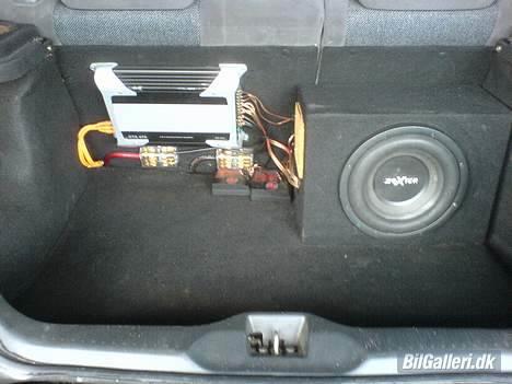 Nissan sunny     SOLGT billede 2