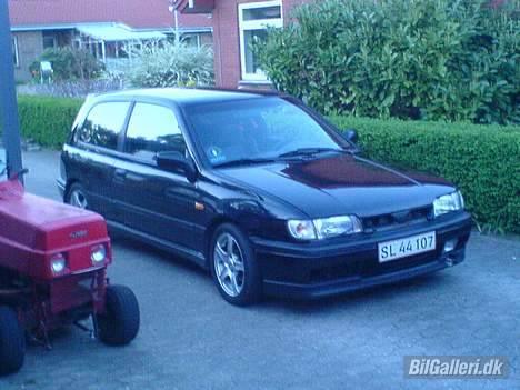 Nissan sunny     SOLGT billede 5