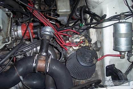 Ford Escort RS Turbo (solgt) -  den defekste insprøjtningen som er skyl i den holder stille :( billede 10