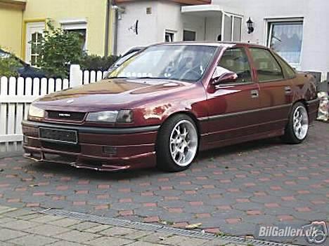 Opel vectra A (solgt) - de fælge passer bare alt for godt..... dem må jeg have. enten i 8x15 eller 9x16 billede 10