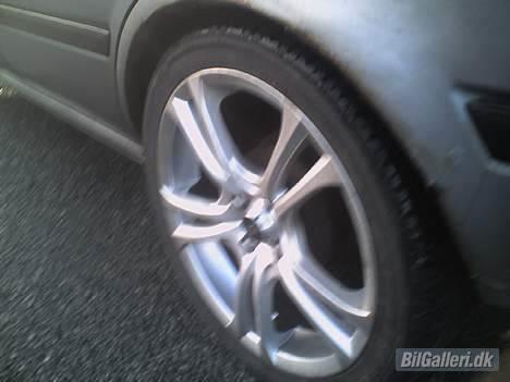 Toyota carina 2  **solgt** billede 1