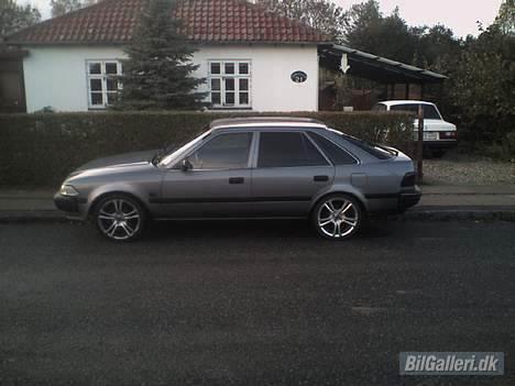 Toyota carina 2  **solgt** billede 3