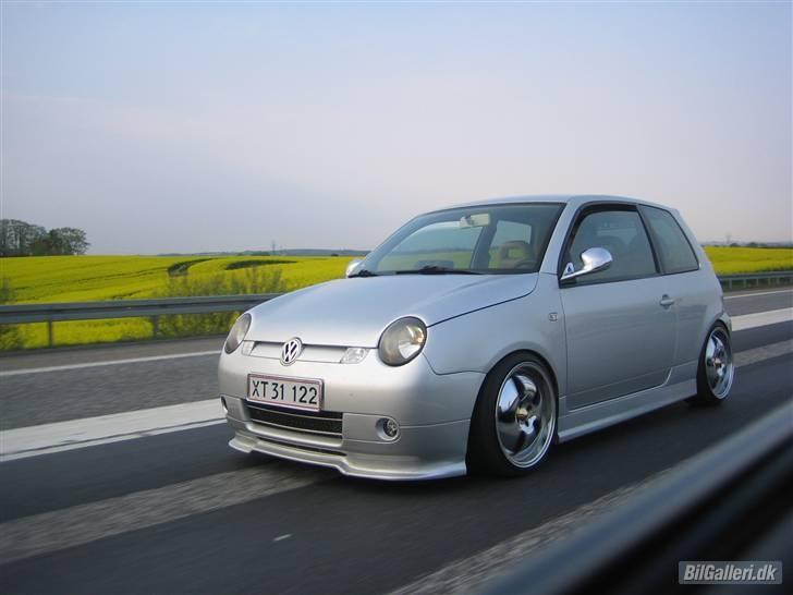 VW lupo (polo =) ) (solgt) - lupoen på motorvej med 130kmt mod FF i Fredericia =).. (tak til Pernille for det goe´ billed) billede 13