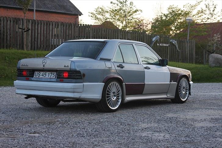 Mercedes Benz 190e SOLGT billede 15