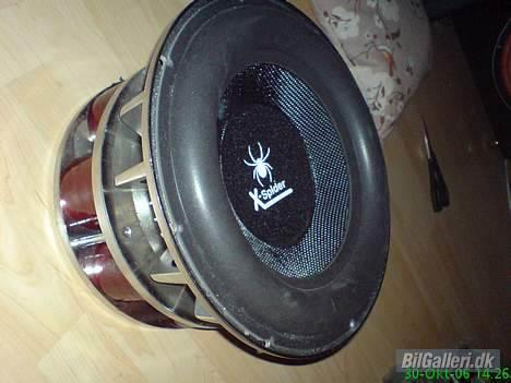 Mitsubishi galant .... dead... - har prøvet at sætte dem til i stuen med 400watt, de er satme onde glæder mig til at høre dem i bilen  billede 16
