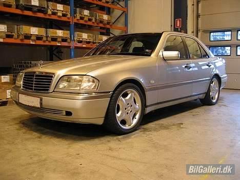 Mercedes Benz W 202 - Nypoleret billede 1