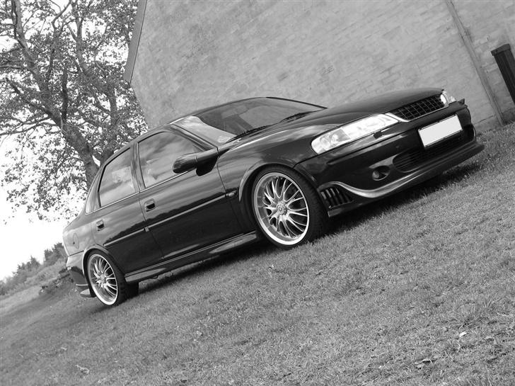 Opel Vectra B i500-R 'SOLGT' billede 1