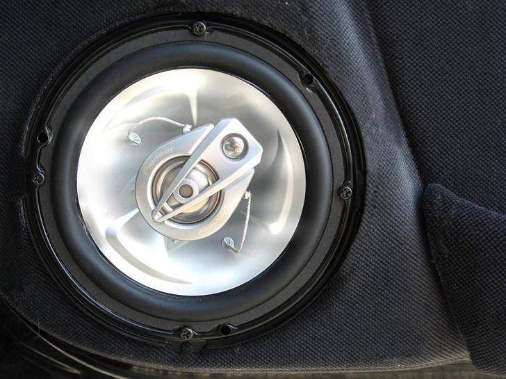 Opel Vectra B i500-R 'SOLGT' - Pioneer højtaler i fordøren.. billede 9