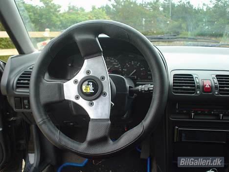 Mazda 323f billede 8