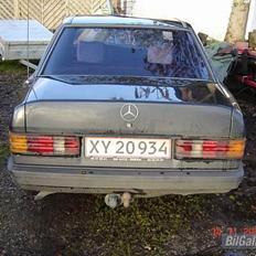 Mercedes Benz 190 D