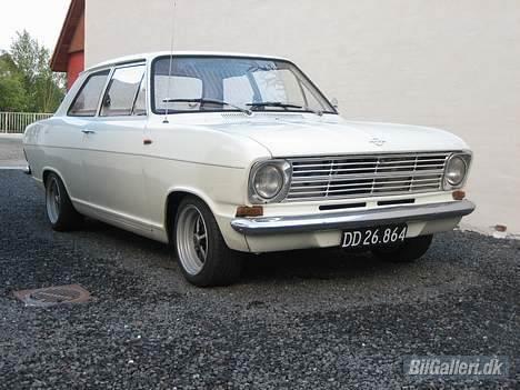Opel kadett b solgt billede 16