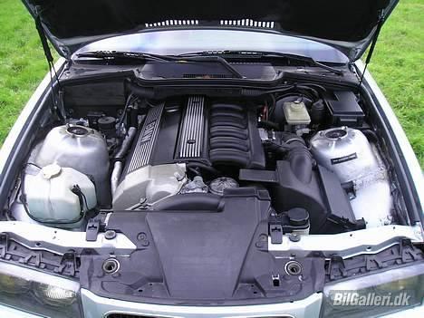 BMW E36 325i Coupe (solgt) billede 6