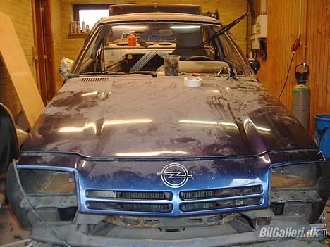 Opel manta billede 1