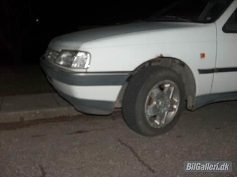 Peugeot 405 Vinter Vogn -=Solgt=- billede 3