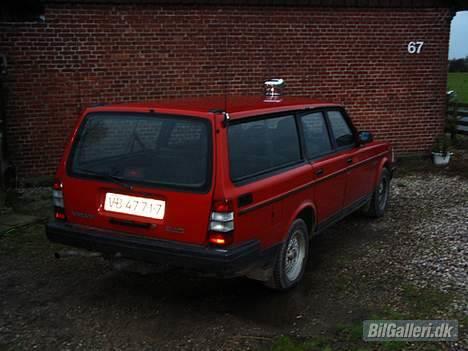 Volvo 240 St. car billede 4