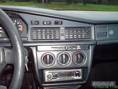 Mercedes Benz 190 solgt billede 9