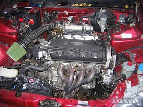 Honda civic esi  - motor kun gået 89000 hentet fra tyskland... billede 4