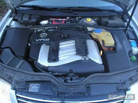 VW Passat 2,3 VR5   SOLGT!!! billede 2