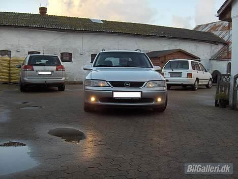 Opel vectra B 2,0 16v (Solgt) billede 5
