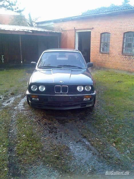 BMW 325e (solgt) billede 6