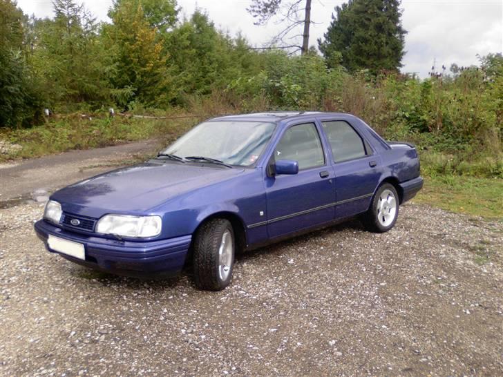 Ford Sierra 2,0i GLX *SOLGT* billede 6