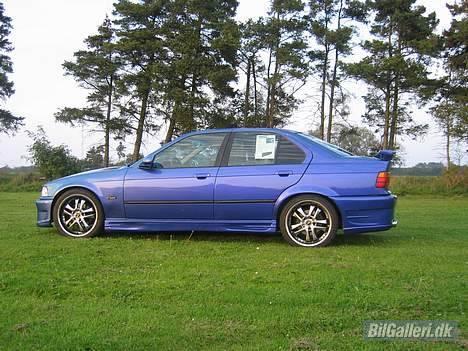 BMW 325 TD SOLGT - Den er for feeee billede 15