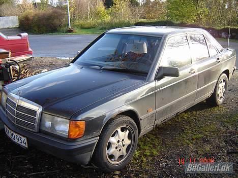 Mercedes Benz 190 D billede 1