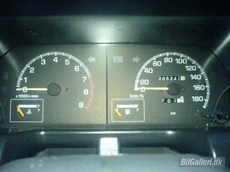 Daihatsu charade SOLGT billede 13