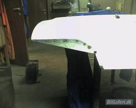 Ford fiesta 1,8i sport solgt billede 9