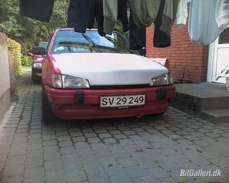 Ford fiesta 1,8i sport solgt billede 12