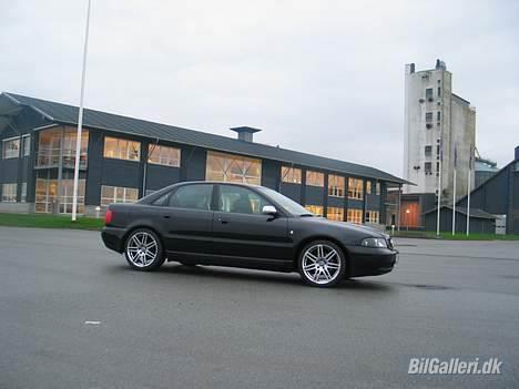Audi A4 billede 1