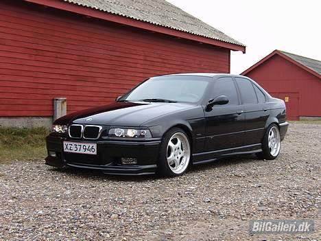 BMW E36 325TDS (SOLGT) billede 1