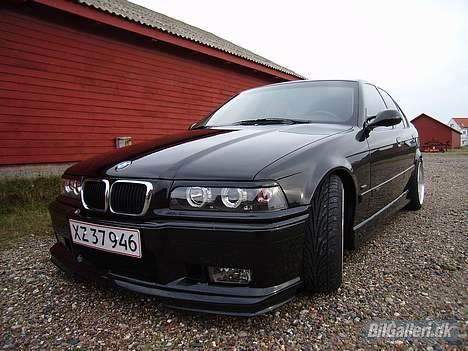 BMW E36 325TDS (SOLGT) billede 3
