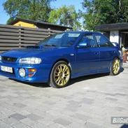 Subaru impreza gt 