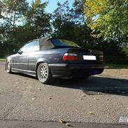 BMW 325i Cab
