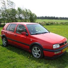 VW Golf Colour Concept Solgt