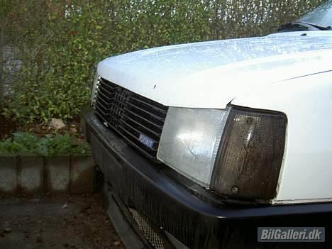 Fiat Uno turbo 1,3 I.E "SOLGT" billede 1