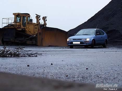 Toyota Corolla XLi   * SOLGT * billede 9