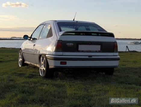 Opel Kadett GSI 16V***SOLGT*** billede 15