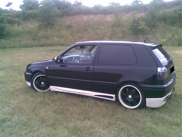 VW Golf *Black Angel*--SOLGT billede 3