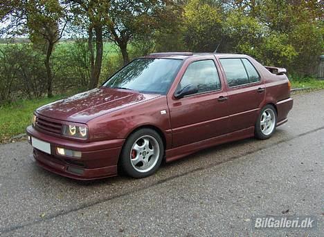 VW Vento 1.8 --solgt-- billede 1