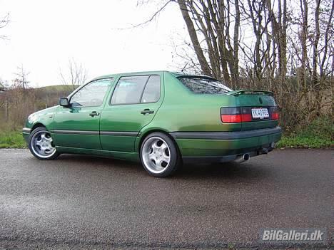 VW vento solgt billede 4