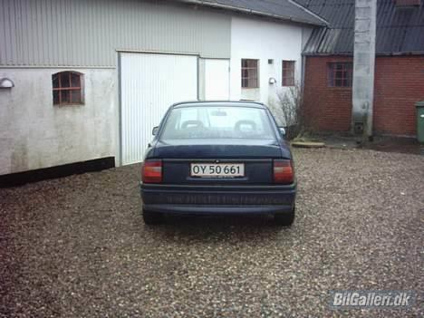 Opel vectra A (solgt) billede 11