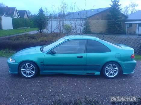 Honda Civic Coupé esi SOLGT billede 4