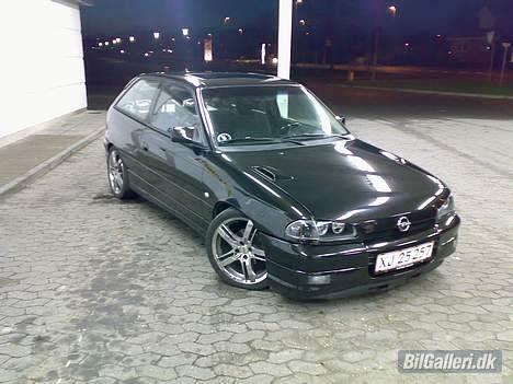 Opel Astra F *GSI* billede 7