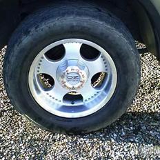 Nissan patrol GR Y61