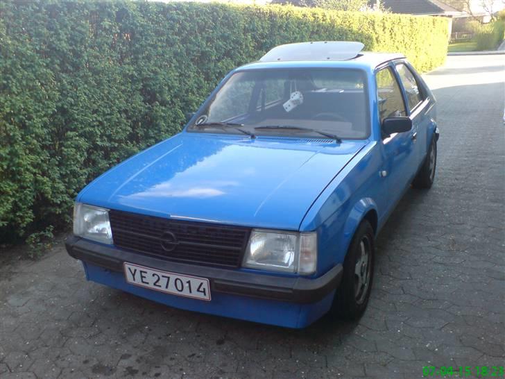 Opel kadett d solgt billede 3