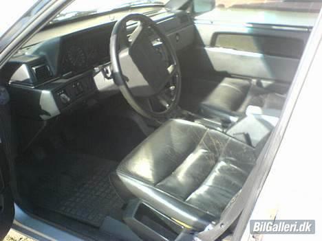 Volvo 740 TIC "Projekt" - Ja sæderne trænger,lige som bilen, til en opfriskning billede 5